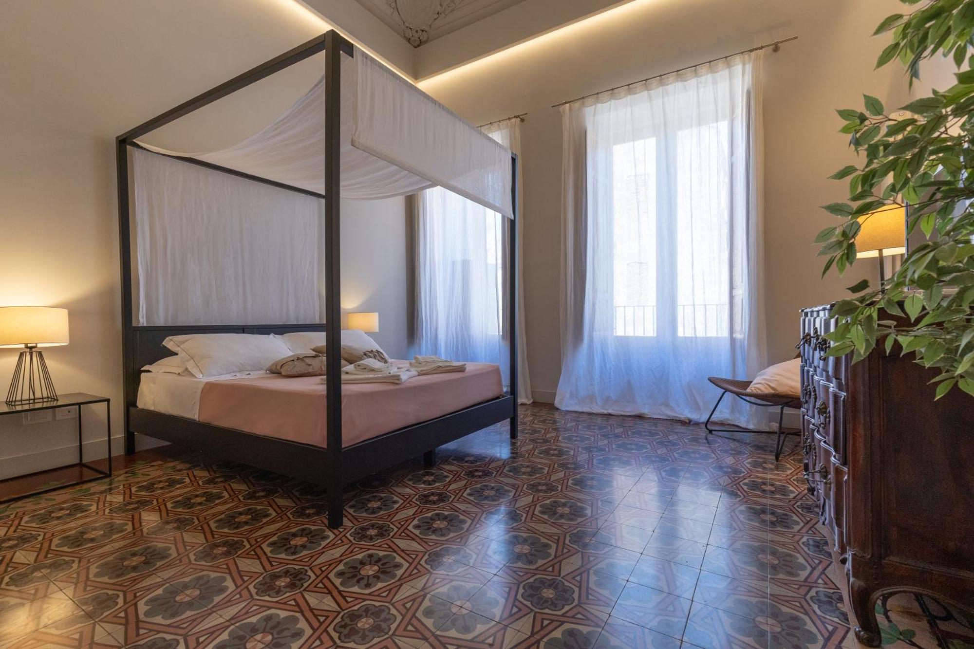 Mirone - Suite Apartments Catania Centro Экстерьер фото