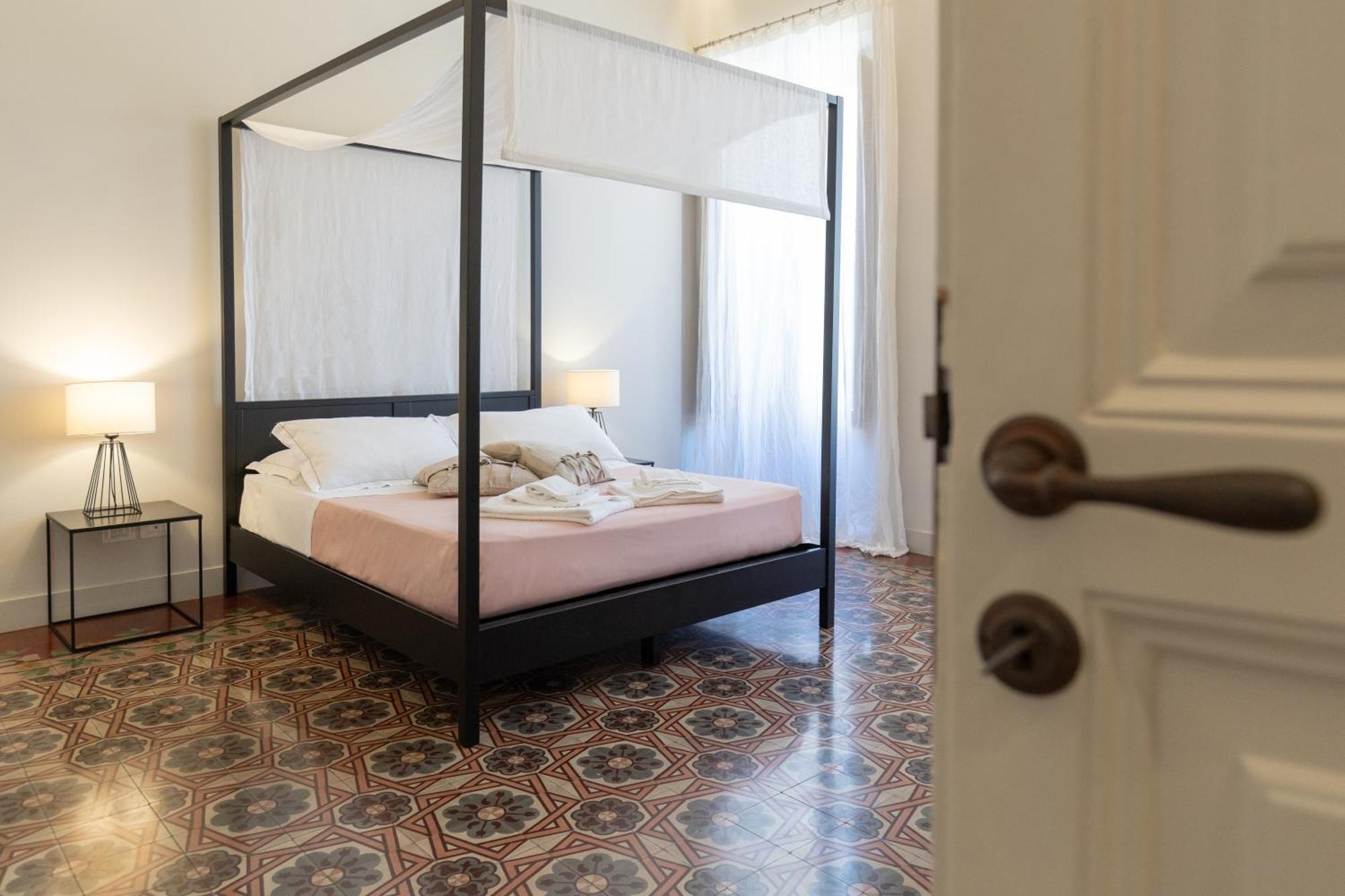 Mirone - Suite Apartments Catania Centro Экстерьер фото
